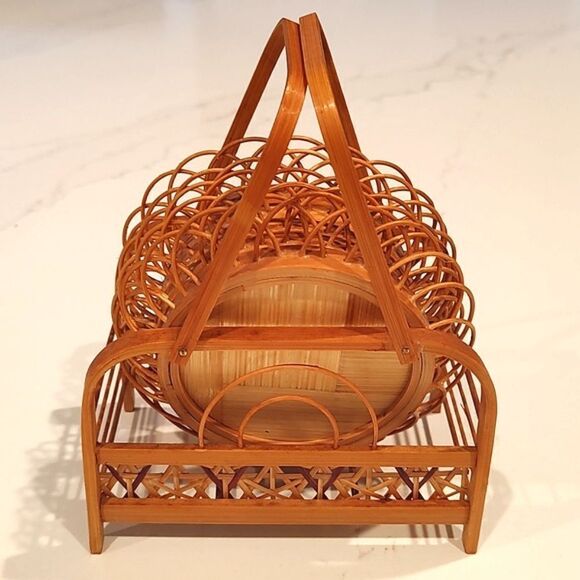 Vintage Bamboo Rattan Hibiscus Flower Set of 5 Coasters with Caddy - Picture 12 of 14